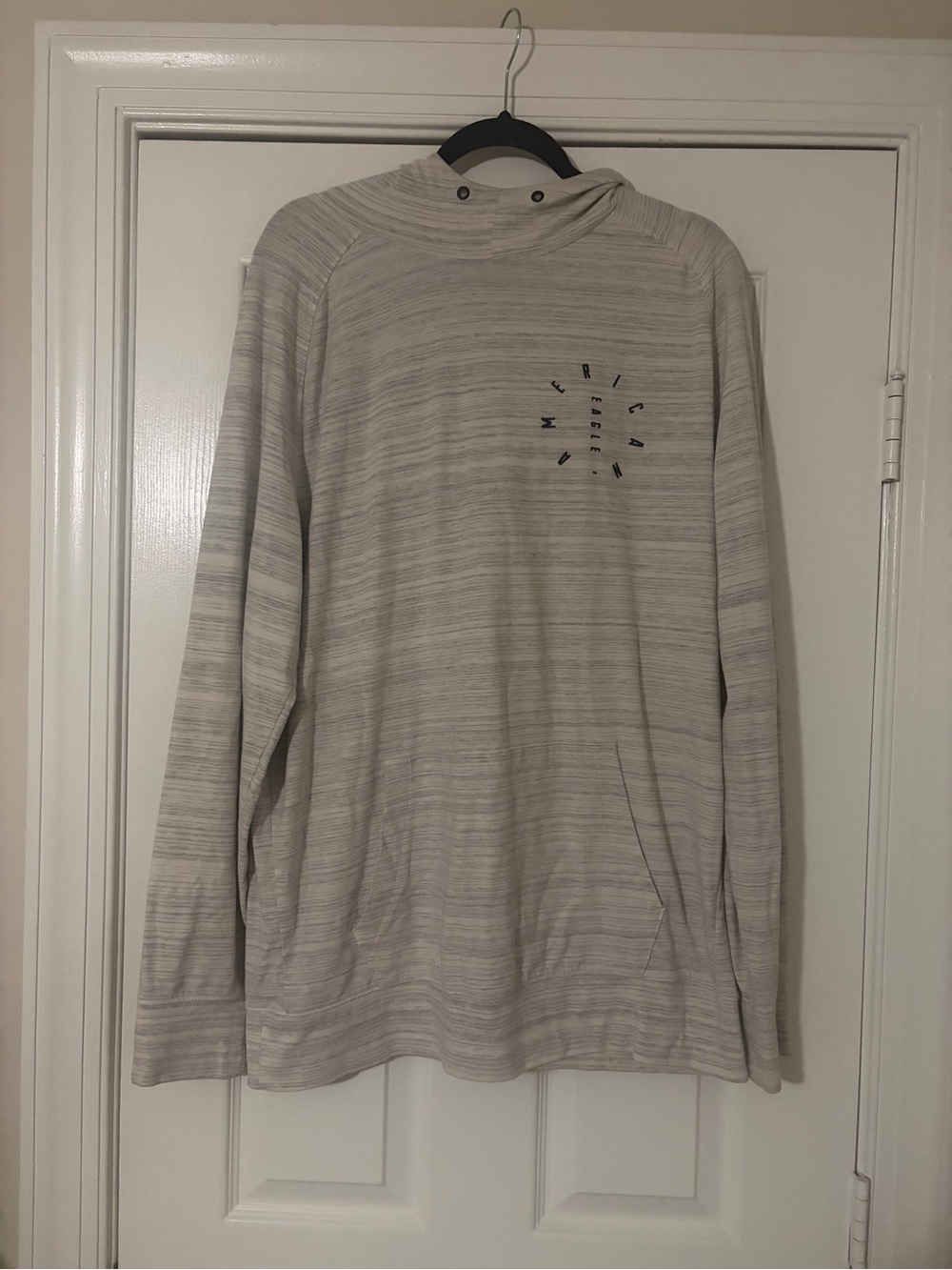 American Eagle Outfitters Heathered Light Gray Turtleneck Pullover